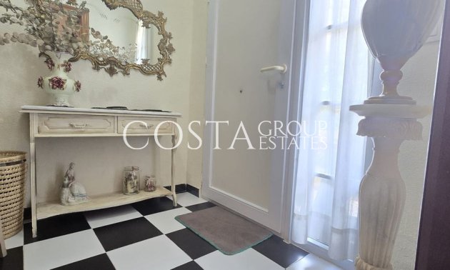 Herverkoop - Villa -
Cartagena - El Algar