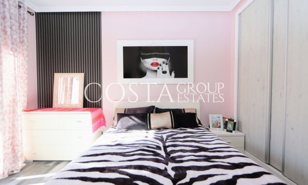 Herverkoop - Villa -
Orihuela Costa - Lomas de Cabo Roig