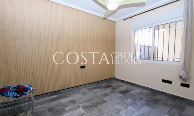 Herverkoop - Villa -
Orihuela Costa - Lomas de Cabo Roig