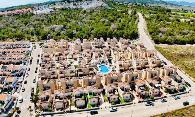 Wiederverkauf - House -
San Miguel de Salinas - San Miguel de Salinas Centro