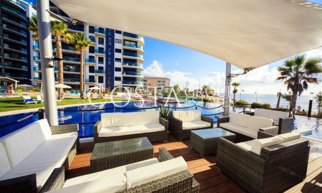 Herverkoop - Apartments -
Orihuela Costa - Punta Prima
