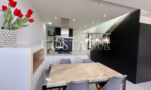 Herverkoop - Villa -
Orihuela Costa - Los Dolses