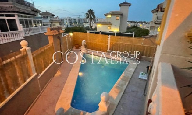 Herverkoop - Huis -
Orihuela Costa - Villamartin