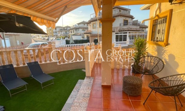 Herverkoop - Huis -
Orihuela Costa - Villamartin