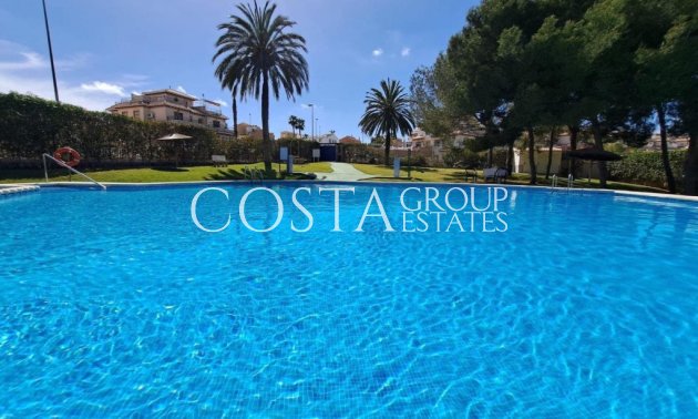 Herverkoop - Huis -
Orihuela Costa - Villamartin