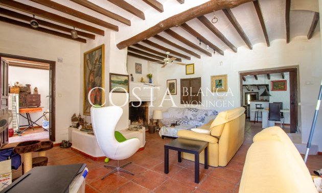 Resale - Villa -
Alfas del Pí