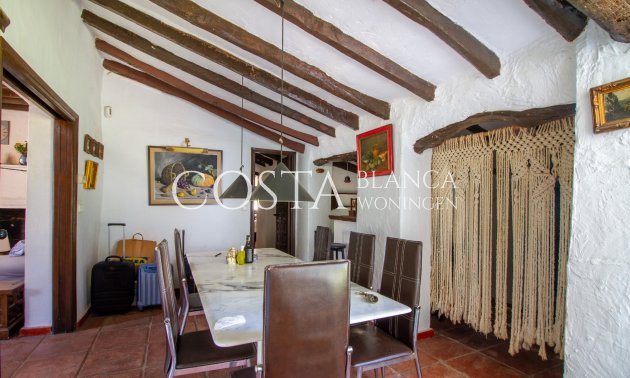 Resale - Villa -
Alfas del Pí