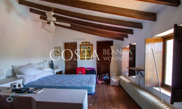 Resale - Villa -
Alfas del Pí