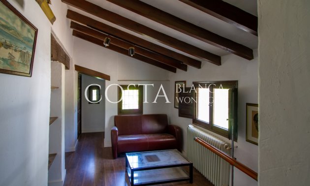 Resale - Villa -
Alfas del Pí