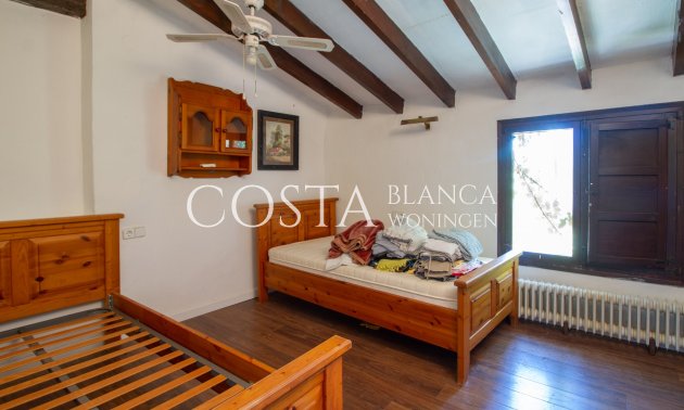 Resale - Villa -
Alfas del Pí