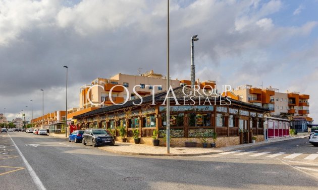 Herverkoop - Apartments -
Orihuela Costa - Villamartin