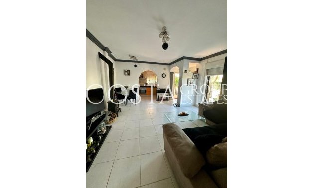 Herverkoop - Villa -
Los Montesinos - Los Montesinos Centro