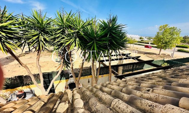 Herverkoop - Villa -
Los Montesinos - Los Montesinos Centro