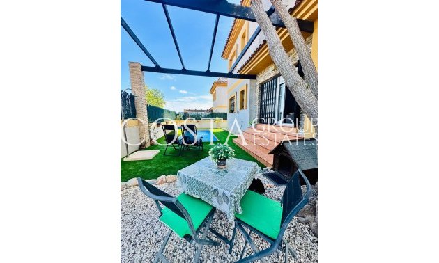 Herverkoop - Villa -
Los Montesinos - Los Montesinos Centro