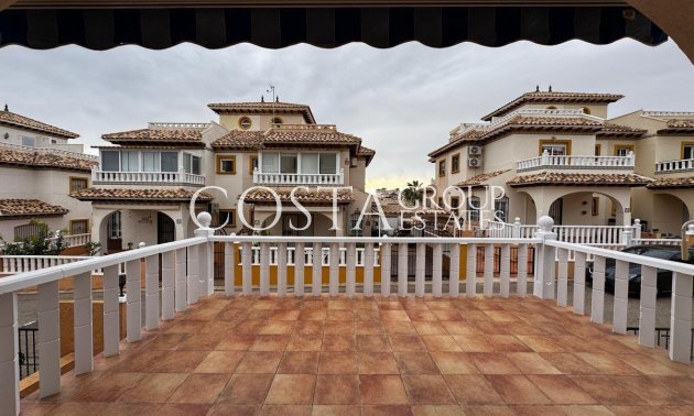 Odsprzedaż - Dom -
Orihuela Costa