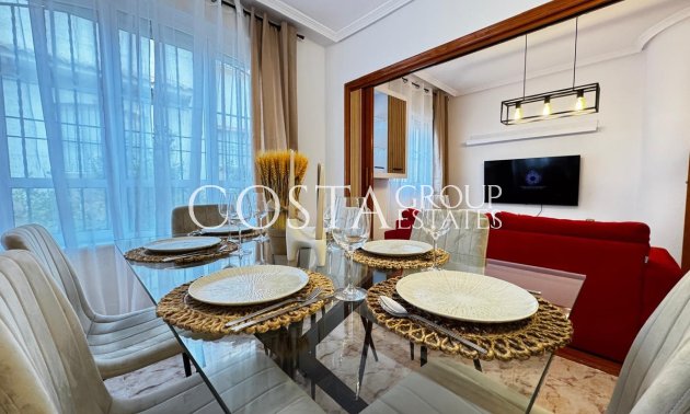 Odsprzedaż - Dom -
Orihuela Costa