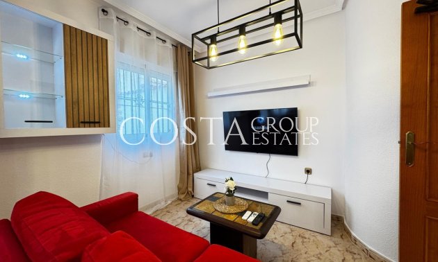 Odsprzedaż - Dom -
Orihuela Costa