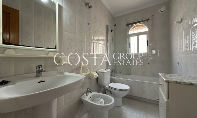 Resale - Apartments -
Torrevieja - La Mata