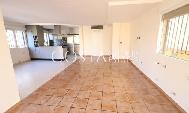 Herverkoop - Villa -
Orihuela Costa