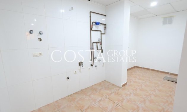 Herverkoop - Villa -
Orihuela Costa