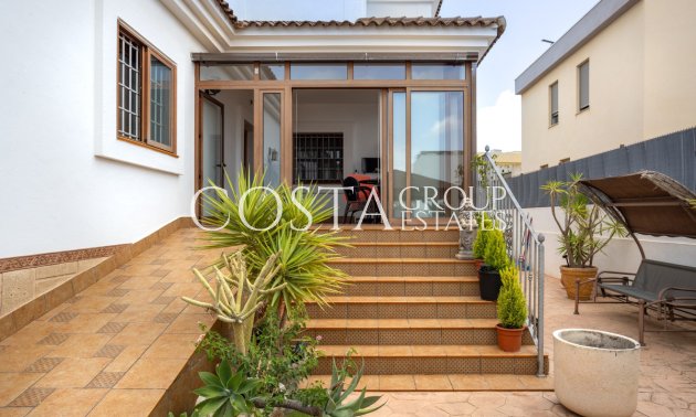 Herverkoop - Villa -
Los Montesinos - Los Montesinos Centro