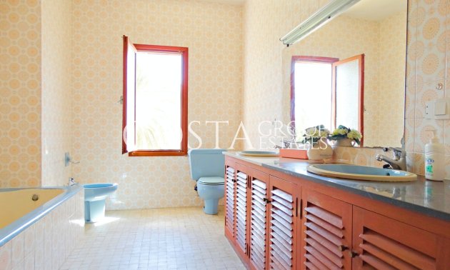 Herverkoop - Villa -
Orihuela Costa - Cabo Roig