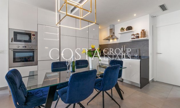 Herverkoop - Villa -
Orihuela Costa - Villamartin