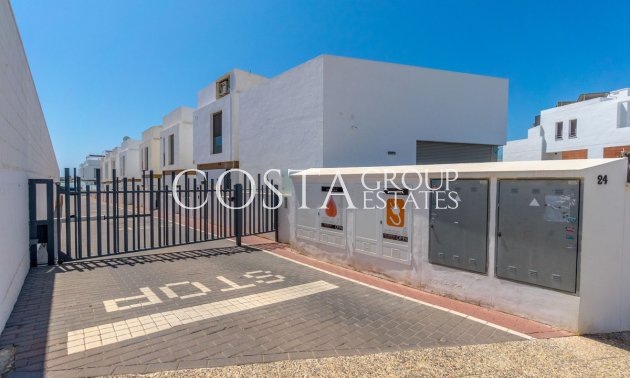 Herverkoop - Villa -
Orihuela Costa - Villamartin