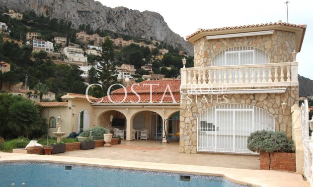 Herverkoop - Villa -
Calpe - la Canuta