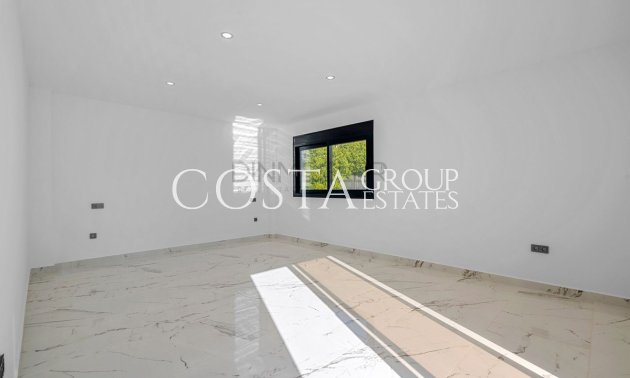 Herverkoop - Villa -
Orihuela Costa - Campoamor