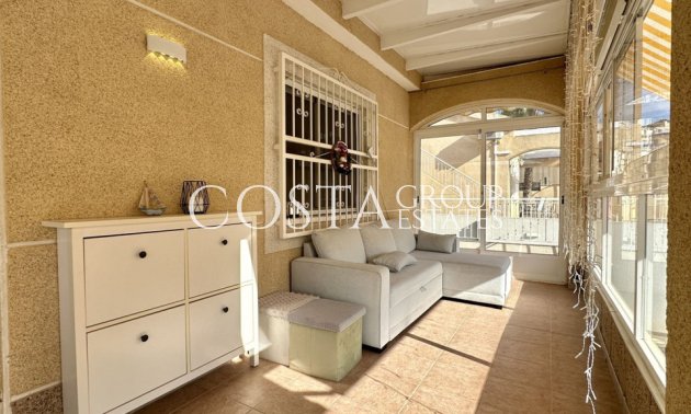 Herverkoop - Villa -
Orihuela Costa - Los Dolses