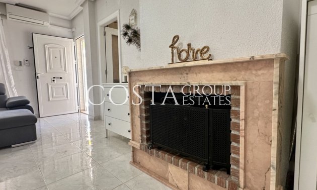 Herverkoop - Villa -
Orihuela Costa - Los Dolses