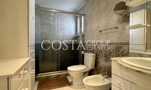 Herverkoop - Villa -
Orihuela Costa - Los Dolses