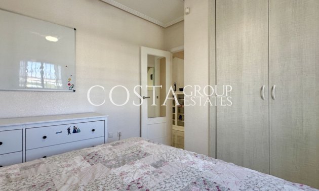 Herverkoop - Villa -
Orihuela Costa - Los Dolses