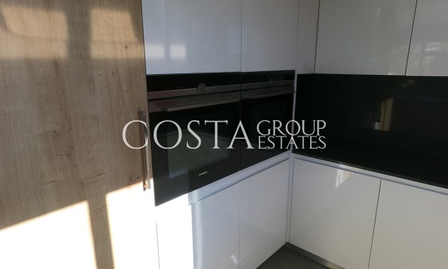 Herverkoop - Villa -
Algorfa - La Finca Golf