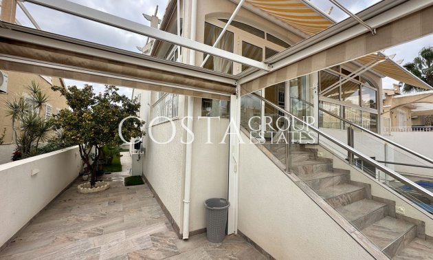 Revente - Villa -
Torrevieja