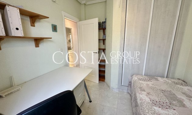 Revente - Villa -
Torrevieja