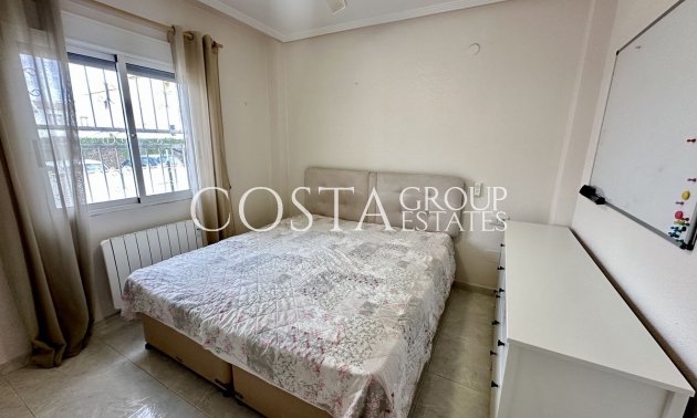 Revente - Villa -
Torrevieja