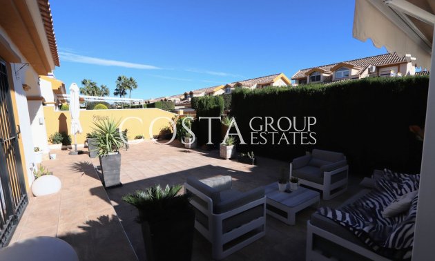 Wiederverkauf - Villa -
Orihuela Costa - Lomas de Cabo Roig