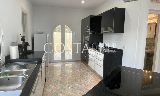 Herverkoop - Villa -
Calpe - Calpe Centro