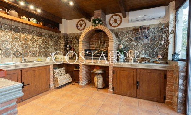 Resale - Villa -
Orihuela Costa - Los Balcones