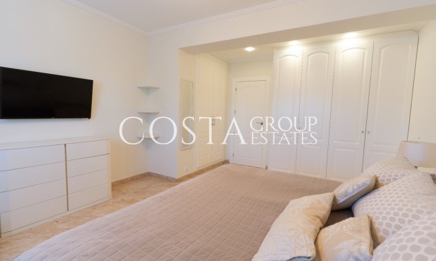 Resale - Villa -
Orihuela Costa - Los Balcones