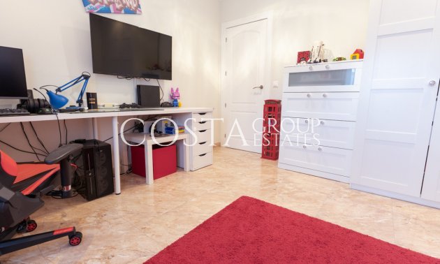 Resale - Villa -
Orihuela Costa - Los Balcones