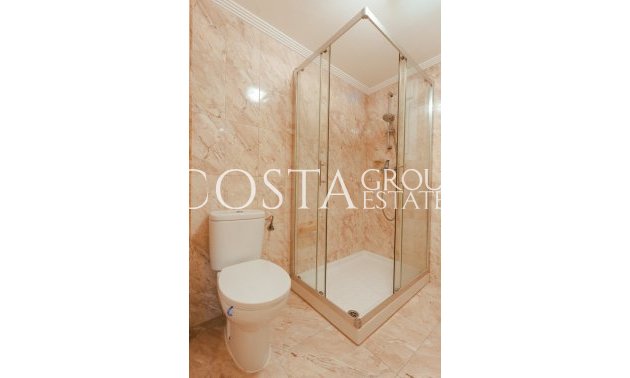 Resale - Villa -
Orihuela Costa - Los Balcones