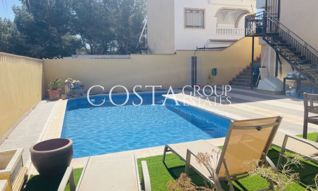 Resale - Villa -
Orihuela Costa - Villamartin