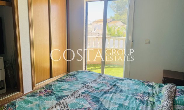 Resale - Villa -
Orihuela Costa - Villamartin