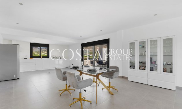 Odsprzedaż - Willa -
Abanilla - Macisvenda