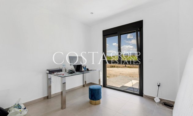 Odsprzedaż - Willa -
Abanilla - Macisvenda