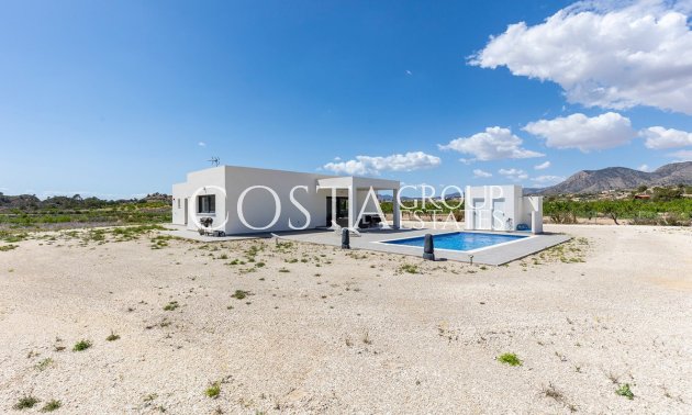 Odsprzedaż - Willa -
Abanilla - Macisvenda