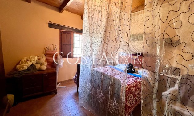 Resale - Villa -
Pinoso - Pinoso Centro